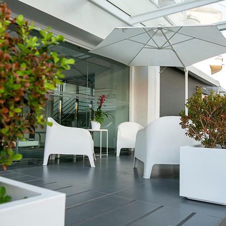 Hotel Artemide Aversa Exterior photo