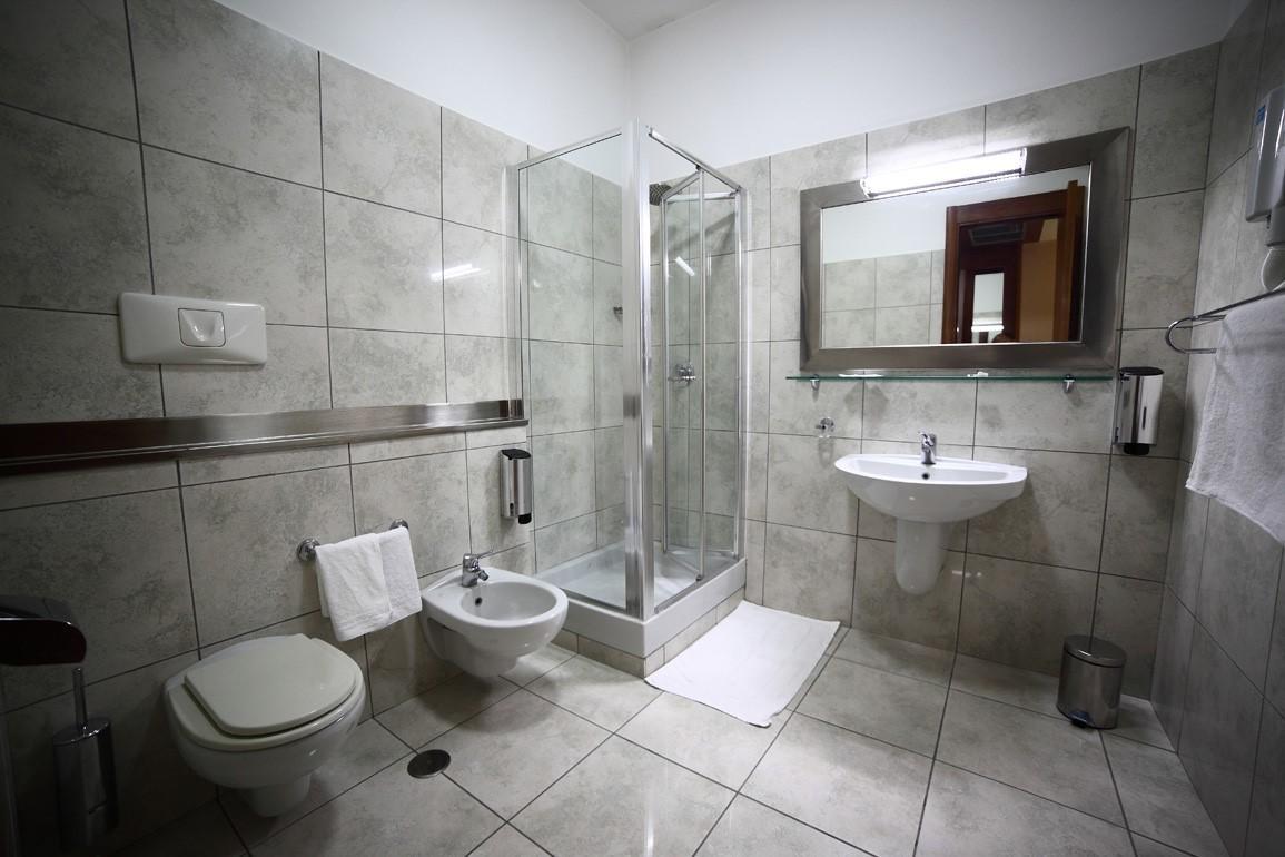 Hotel Artemide Aversa Exterior photo